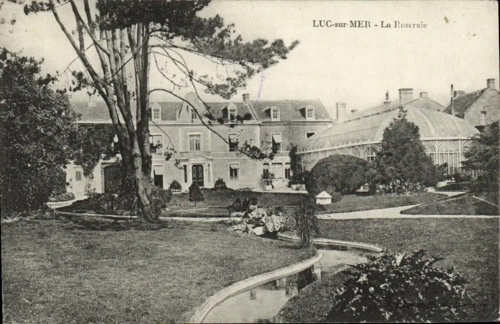 LUC-sur-MER - La Roseraie — vista do castelo e do estufa - Frente