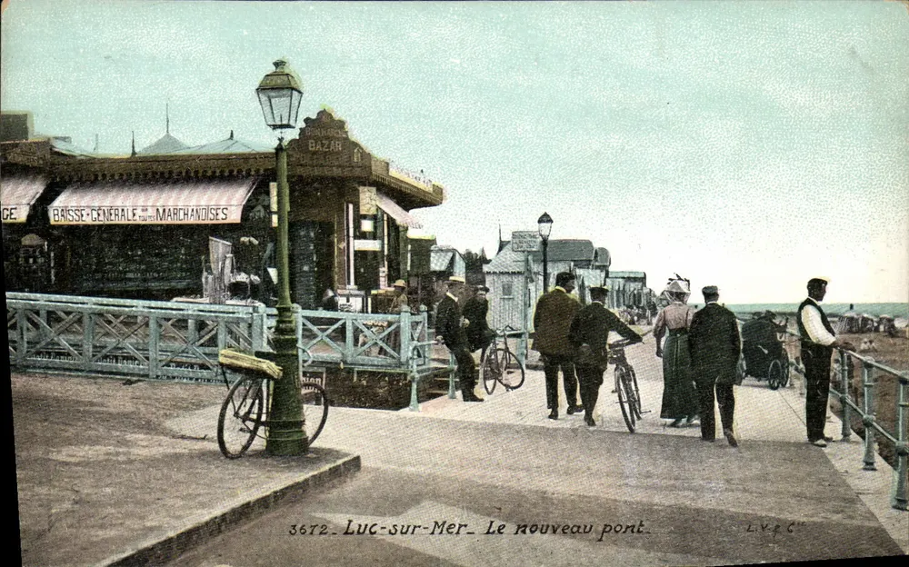 Luc-sur-Mer — O novo ponte — L.V.P.C - Frente
