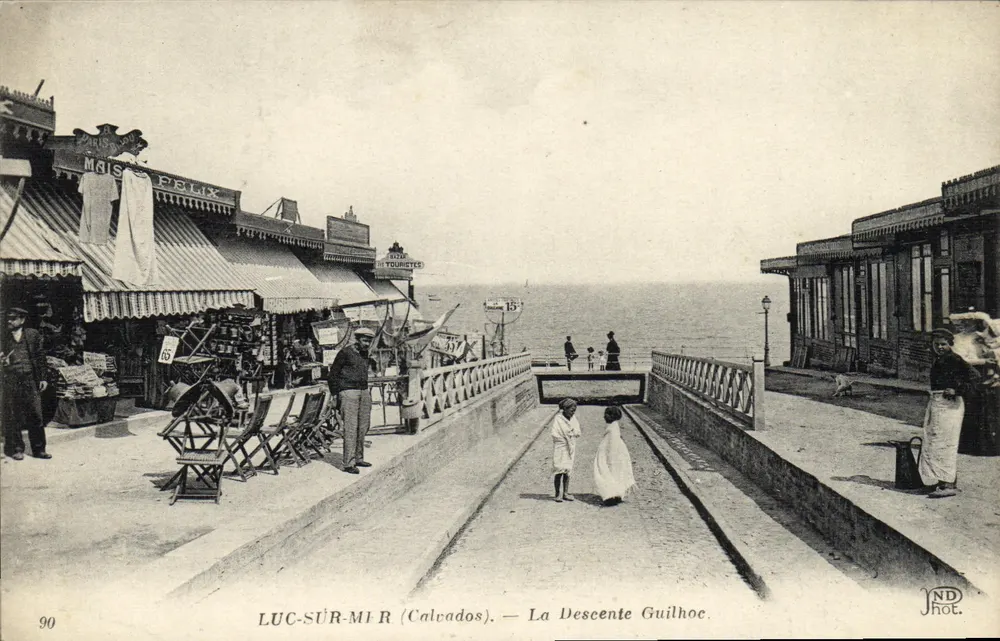 Luc-sur-Mer (Calvados) — A Descida Guilhoc — Mais & Pelix - Frente