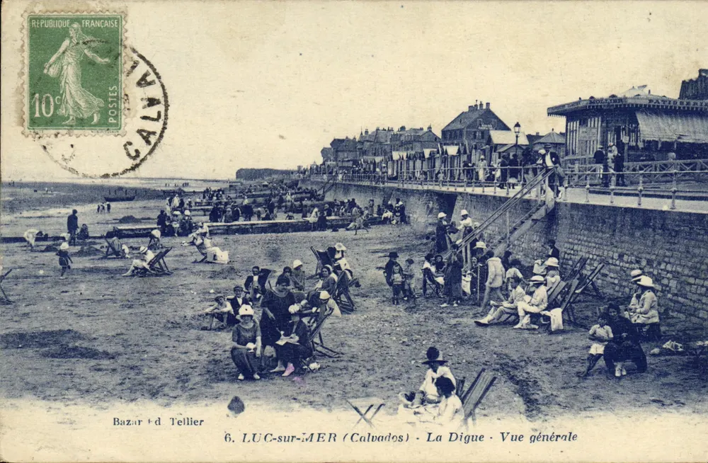 LUC-sur-MER (Calvados) - A Digue - Vista geral — Bazar d' d Tellier, n°6 - Frente