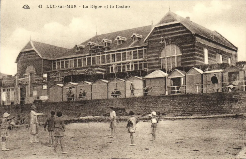 LUC-sur-MER - Die Digue und das Casino — Verleger : - Vorderseite