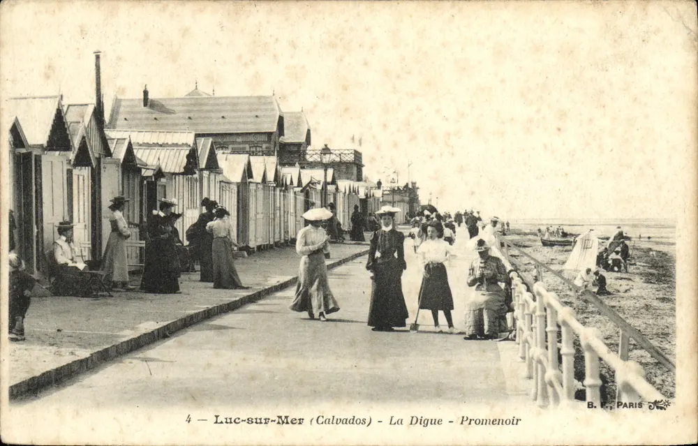 Luc-sur-Mer (Calvados) — Die Digue — Promenoir — B. P. PARIS - Vorderseite