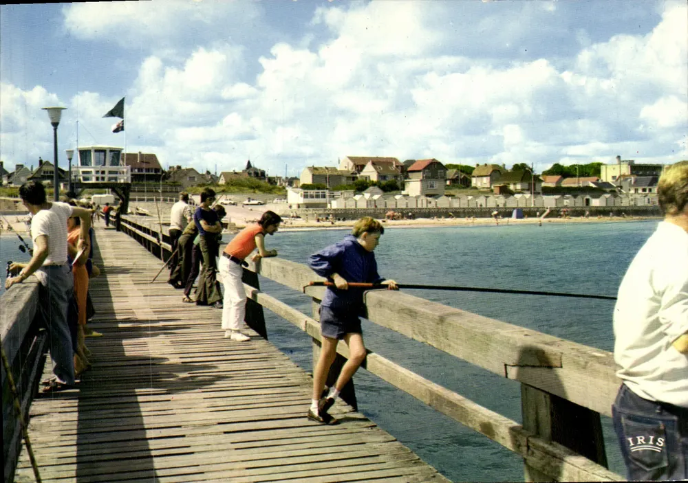 Luc-sur-Mer — A Nova Ponte e o Posto de Socorro — Lumicap - Frente