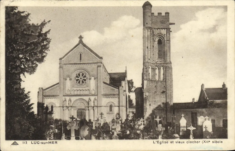 Luc-sur-Mer — Die Kirche und der alte Turm (12. Jahrhundert) — Antike Ansichtskarte Nr. 113 - Vorderseite
