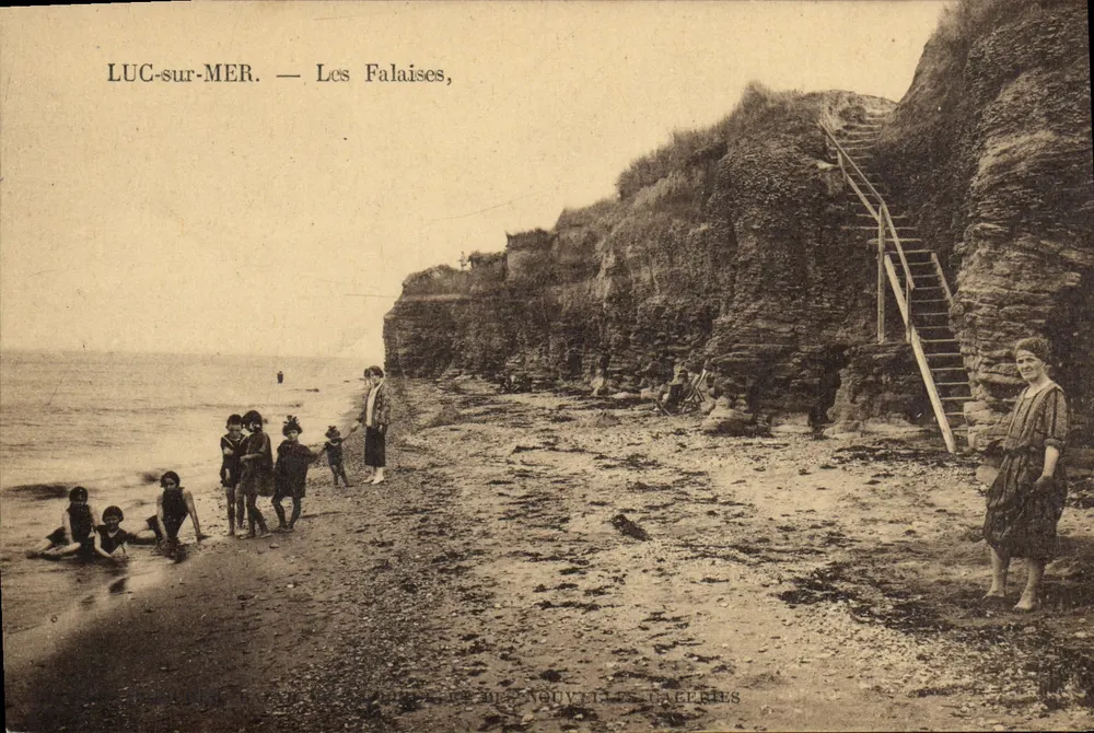 LUC-sur-MER — Die Klippen — Verlag: Des Nouvelles Tâcheres - Vorderseite