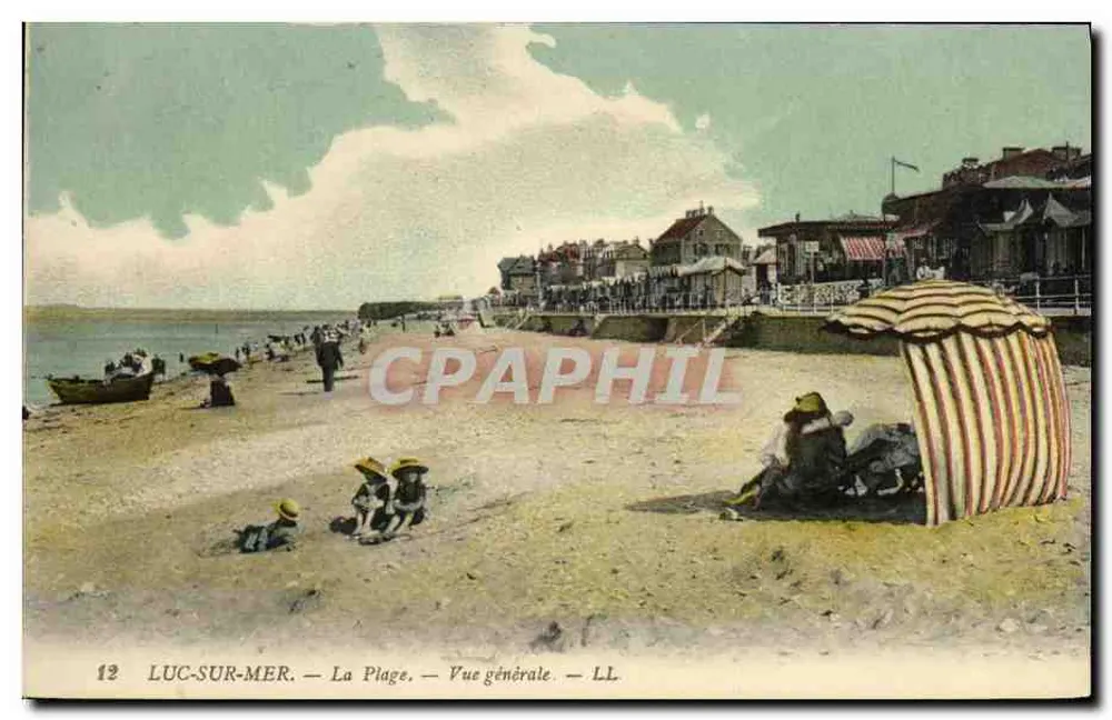 Luc-sur-Mer — A Praia — Vista geral — LL - Frente