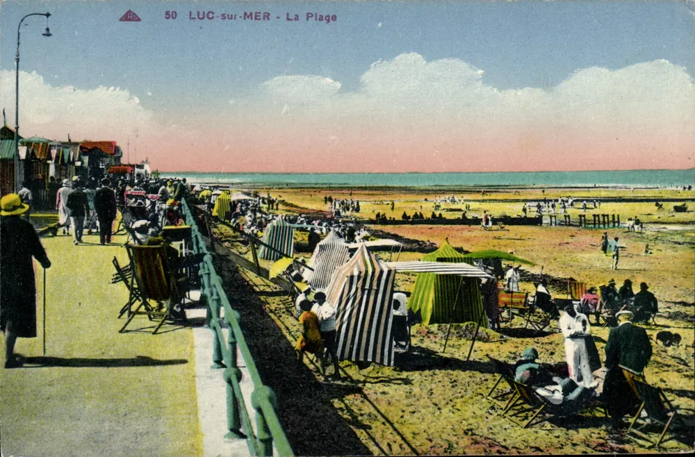 Luc-sur-Mer - A Praia — n° 50 - Frente