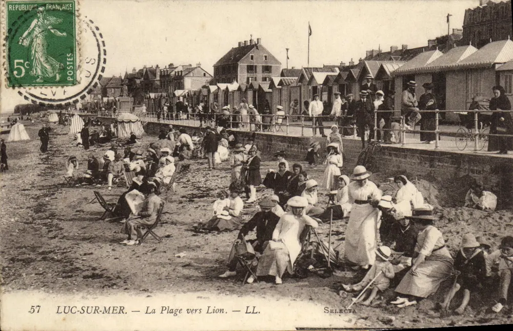 Luc-sur-Mer — A Praia em Direção a Lion — Selecta, n°57 - Frente