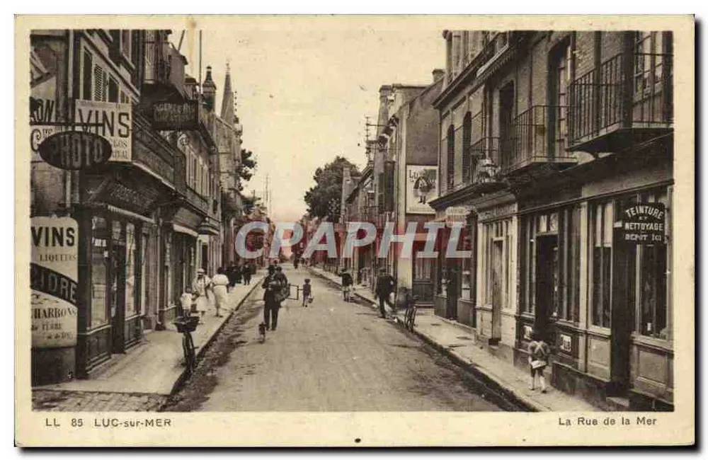 Luc-sur-Mer — A Rue de la Mer — LL 85 - Frente