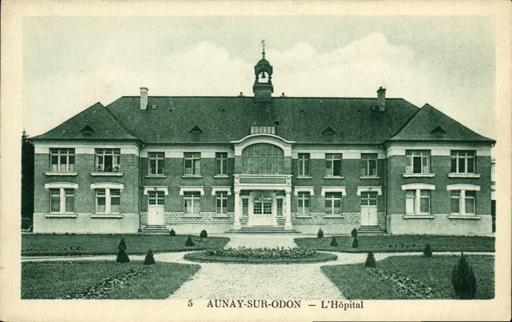 AUNAY-SUR-ODON — El Hospital — Edición Aunay-sur-Odon (Calvados) - Anverso