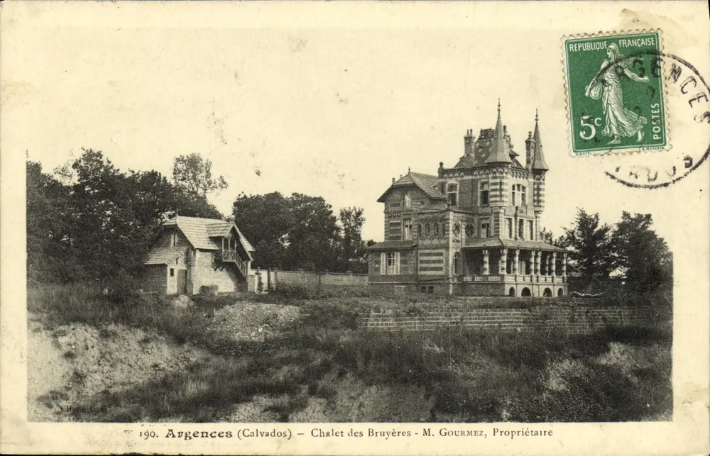 Argences (Calvados) — Chalet des Bruyères — M. Gourmez, Eigentümer - Vorderseite