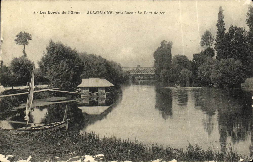Ufer der Orne — ALLEMAGNE, nahe Caen: Der Eisenbogen - Vorderseite