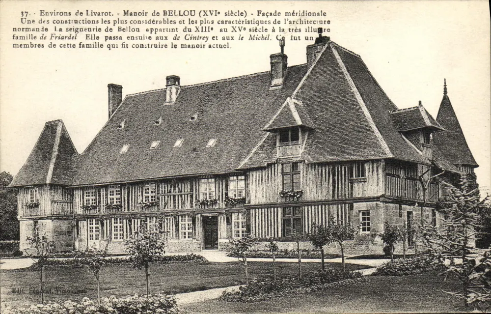 Um Livarot — Schloss Bellou (16. Jahrhundert) — Südliche Fassade - Vorderseite