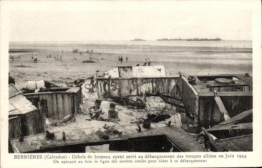 Bernières (Calvados) — Wrackteile von Booten, die für den Alliierten Landung im Juni 1944 genutzt wurden — Rep. int. - Vorderseite