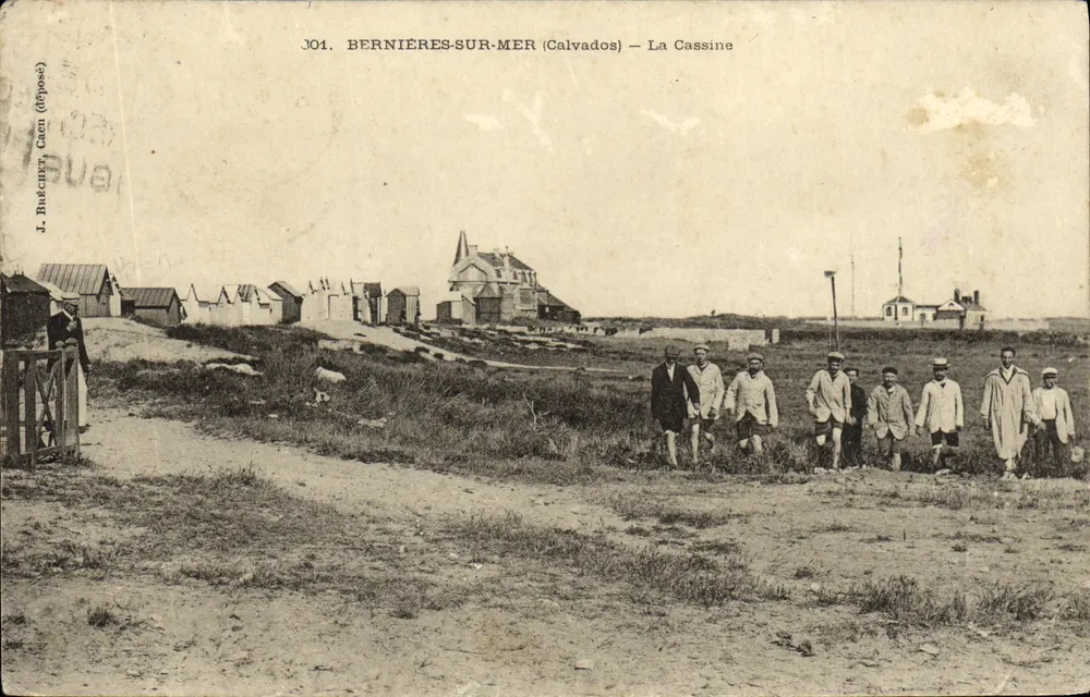 Bernières-sur-Mer (Calvados) — La Cassine — J. Brachet, Caen (Déposé) - Frente