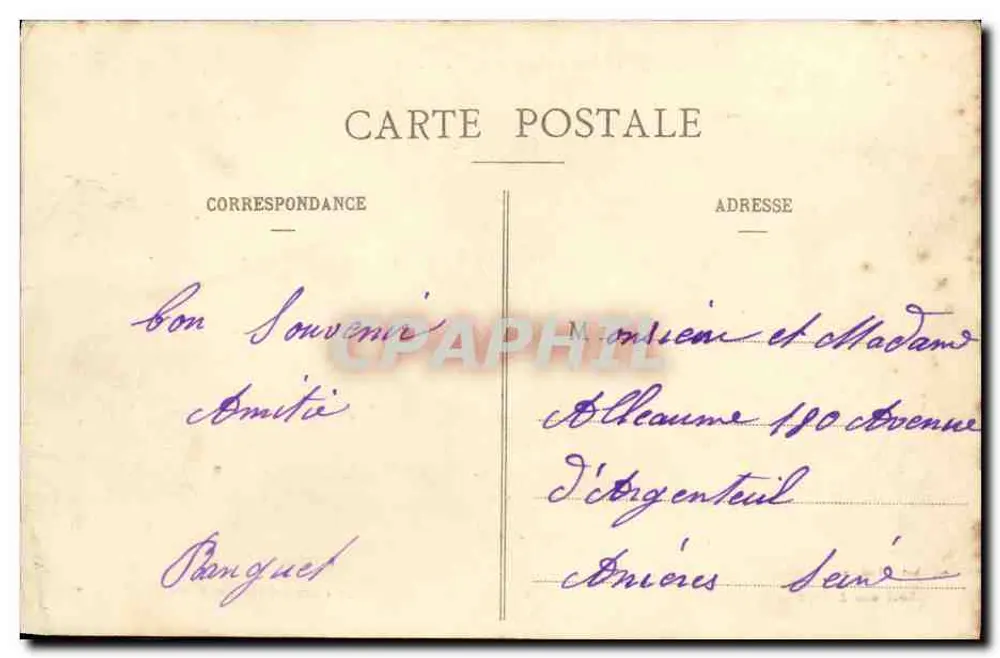 Beaumont-en-Auge (Calvados) - Place de l'Abbaye — Ancienne Abbaye ou Prieuré des Bénédictins, fondée en 1060 — Fillion, photo. Lisieux - Verso
