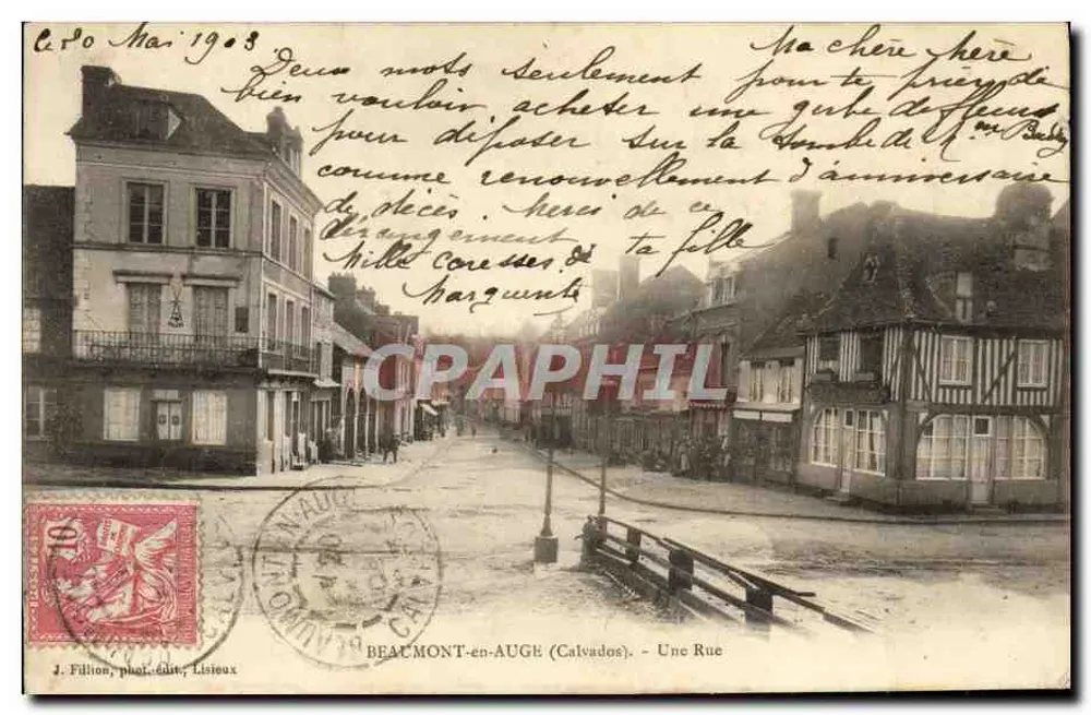Beaumont-en-Auge (Calvados) — Uma Rua — J. Fillion, fot. edit., Lisieux - Frente