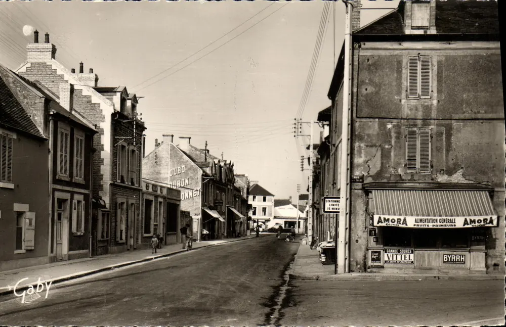 Bernières-sur-Mer — Rue du Général-Leclerc — Edições Gaby - Frente