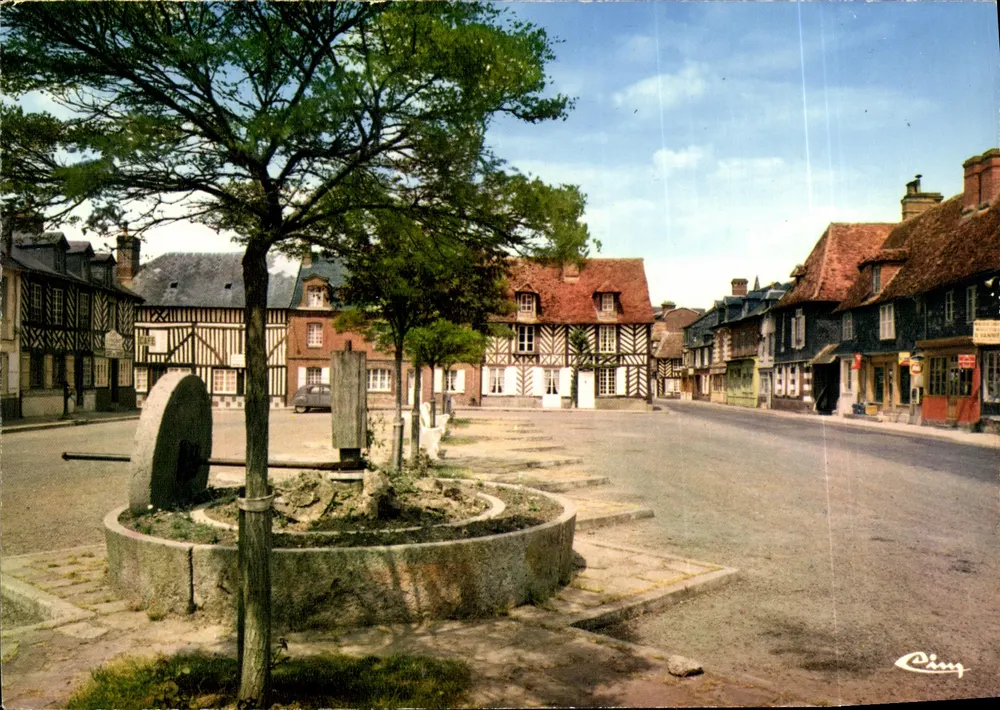 Beuvron-en-Auge — Praça da Bomba — Impressor Maton (71, S.&L.) "CIM" - Frente