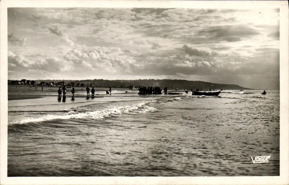 Blonville-sur-Mer — Blick auf den Strand und Fischer mit Netzen — Editions Vogue - Vorderseite