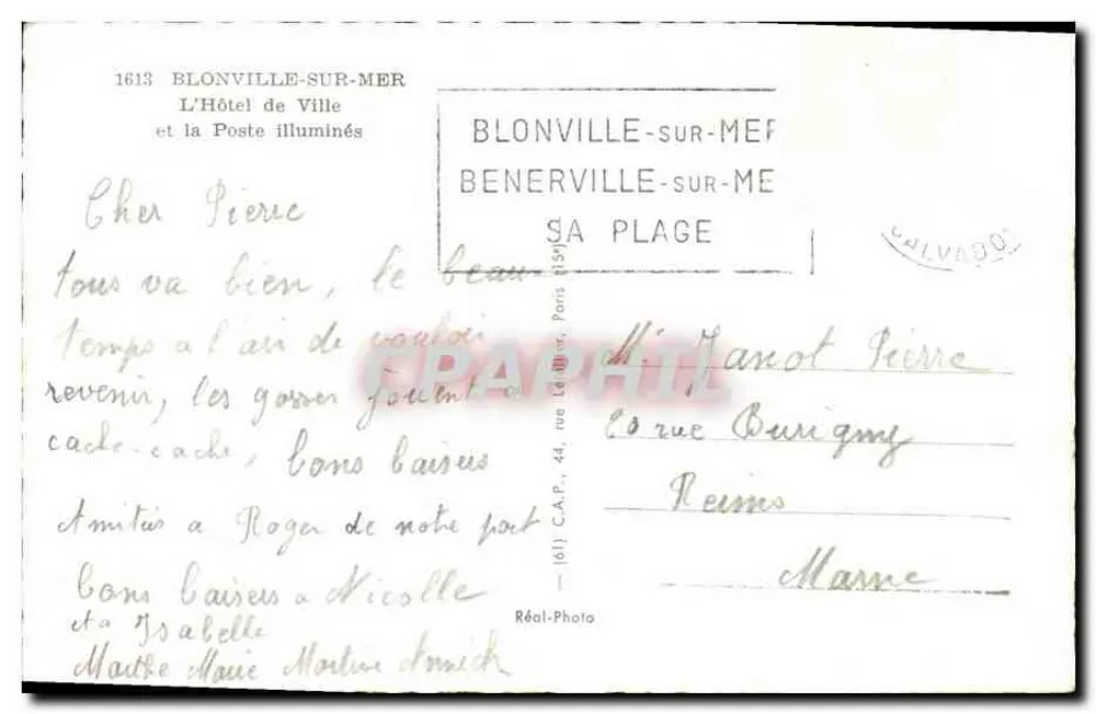 Blonville-sur-Mer — Das Rathaus und die Post beleuchtet — Réal-Photo - Rückseite