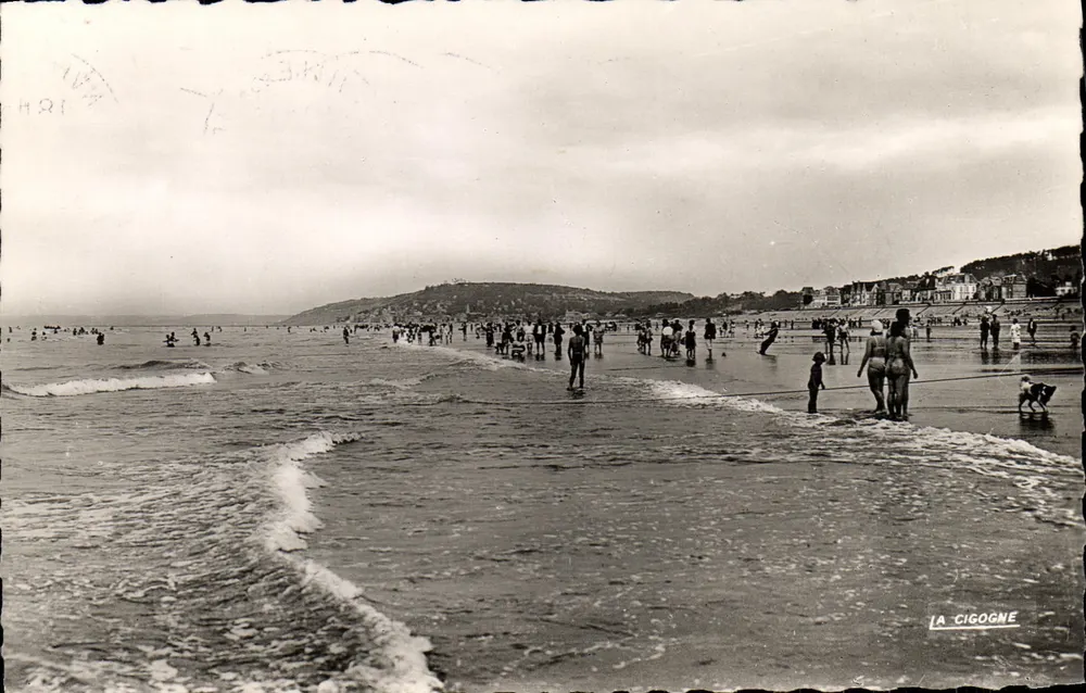 Praia de Blonville-sur-Mer — Editor 'LA CIGOGNE' — n° 14.C79.20 - Frente