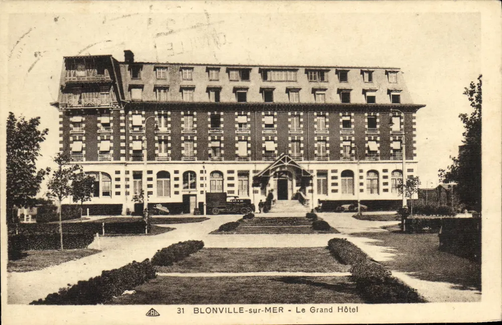 Blonville-sur-Mer — Le Grand Hôtel — éditeur ARA, n°31 - Recto