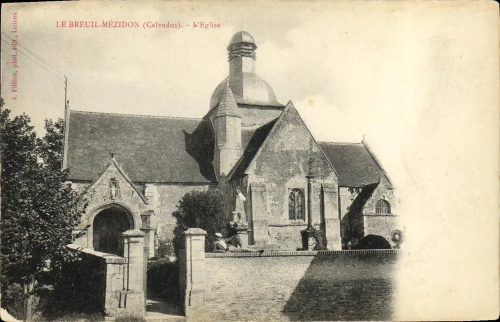 Le Breuil-Mézidon (Calvados) — A Igreja — J. Fillion, fot. édit. Listieux - Frente