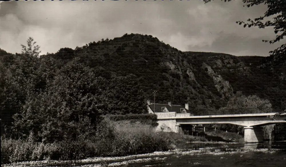 Die Brücke von Cantepeie und der Zuckerhut — Schweiz Normandie — Editions ARTAUD Père & Fils, CLECY - Vorderseite