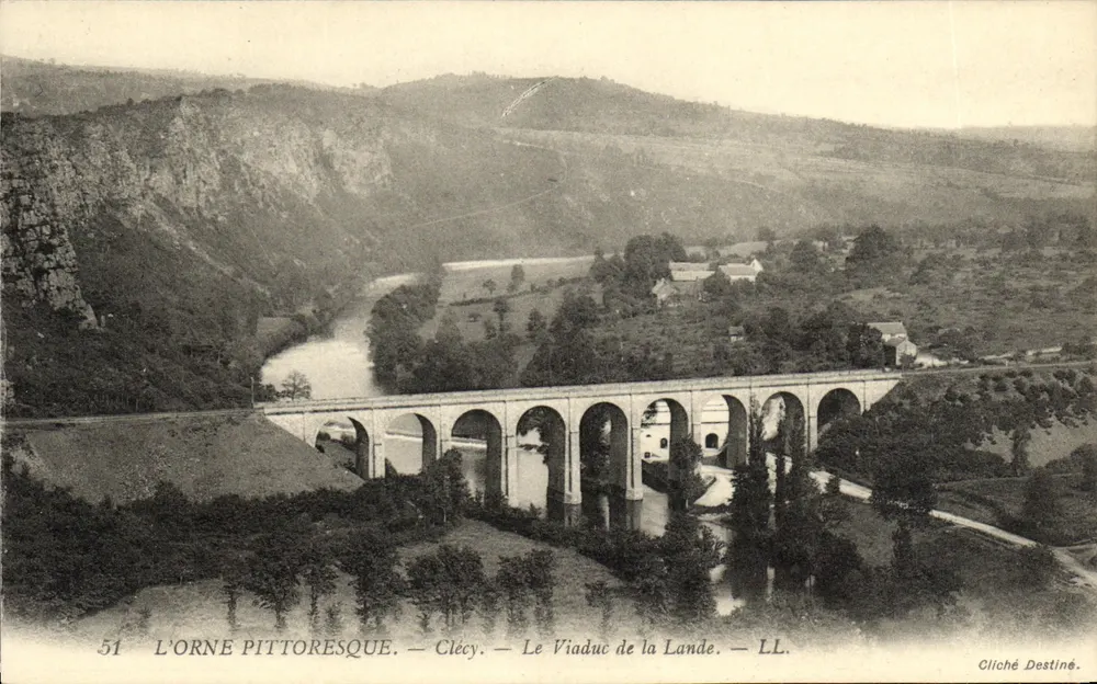 L'Orne pittoresque — Clécy — O Viaduto da Lande — LL. - Frente