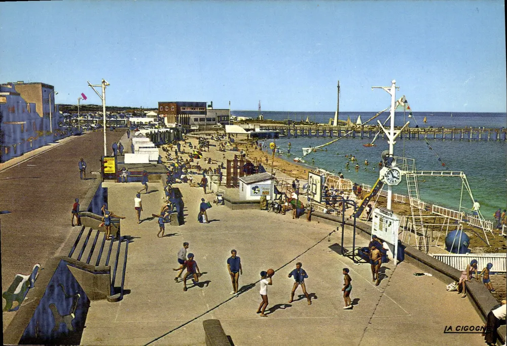 La Cigogne — La plage e il suo boulevard — Edizioni Couleurs Naturelles - Recto