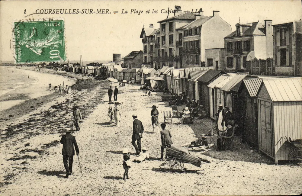 COURSEULLES-SUR-MER — A Praia e as Cabines — LL - Frente