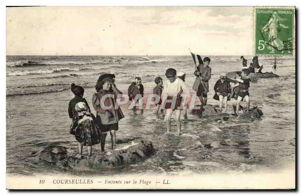COURSEULLES — Crianças na Praia — LL. N°10 - Frente