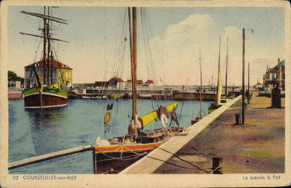 COURSEULLES-sur-MER — Der Flotbassin — C. des Arts Photomécaniques, Paris-Strasbourg - Vorderseite
