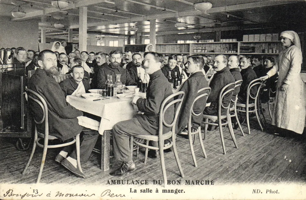 Ambulance du Bon Marché — Das Esszimmer — ND. Phot. - Vorderseite