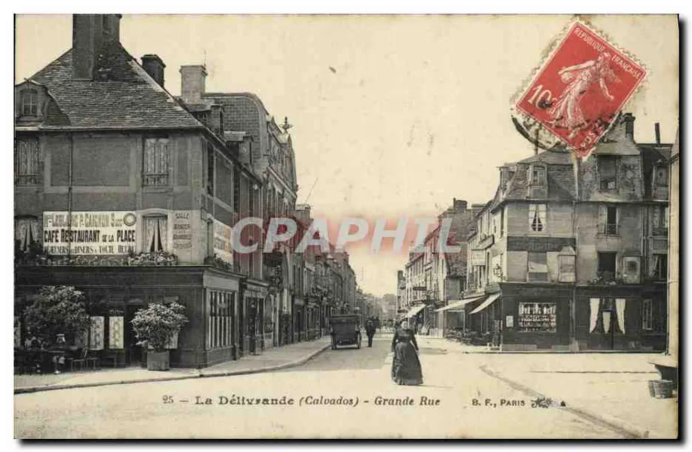 La Délivrande (Calvados) — Grande Rue — B. F., Paris - Frente