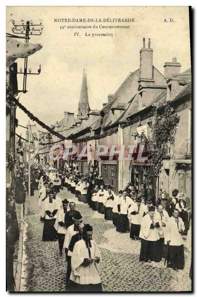 Notre-Dame-de-la-Délivrande — 34º aniversário do Coroamento — A procissão — A.D. - Frente