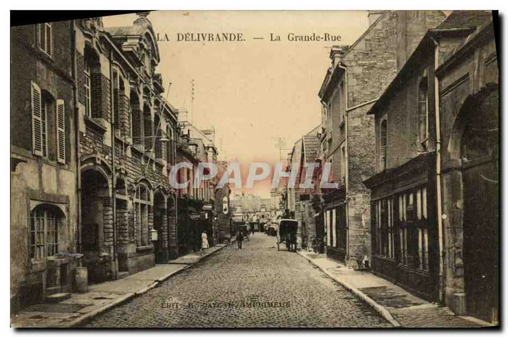 La Délivrande — A Grande-Rua — Ed. R. Dazeau, impressor - Frente