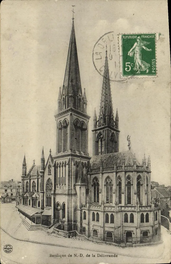 Basílica de N.-D. de la Délivrande — vista geral — editor RÉUBEA (n° 1894) - Frente