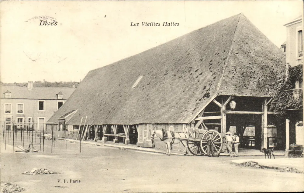 Divès — Les Vieilles Halles — V. P. Paris - Vorderseite