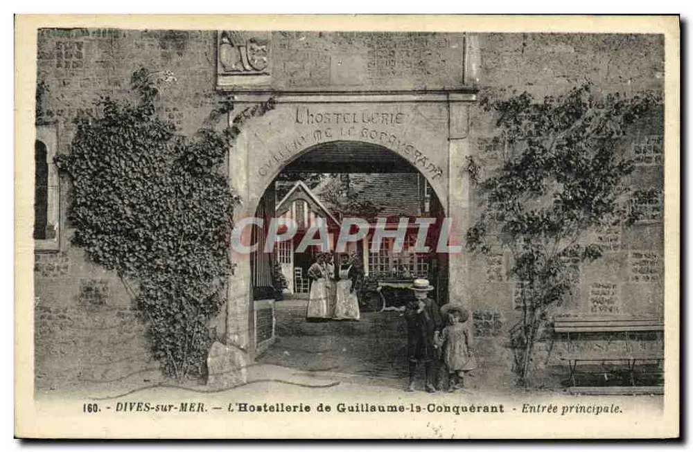 Dives-sur-Mer — Die Hostellerie von Wilhelm dem Eroberer — Haupteingang - Vorderseite