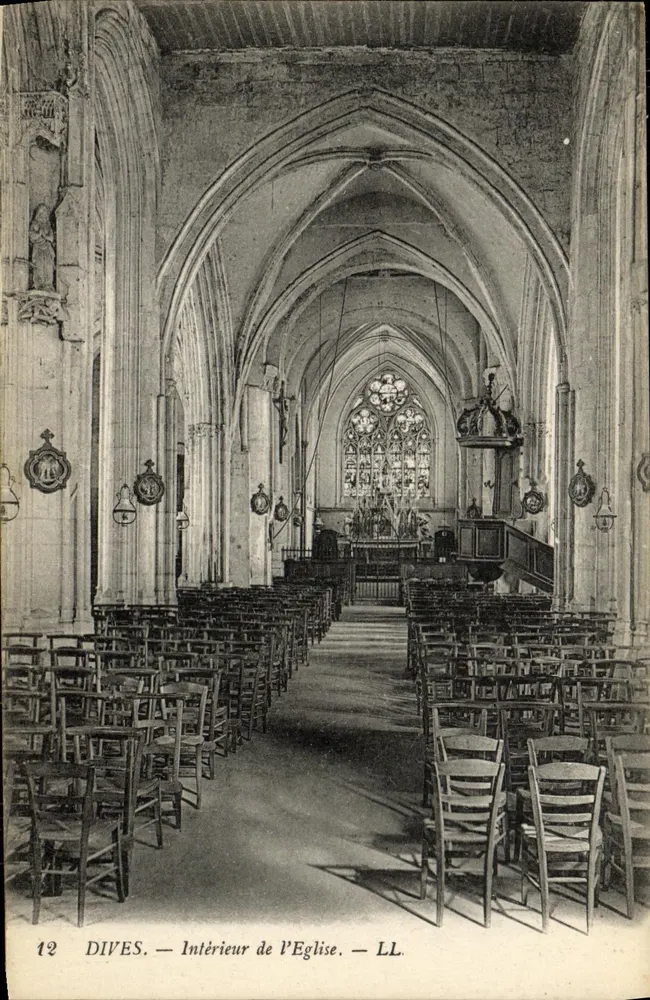 Dives — Interior da Igreja — LL. N° 12 - Frente