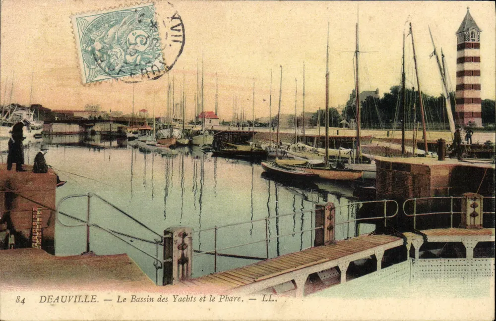 Deauville — Der Yacht-Hafen und der Leuchtturm — LL. - Vorderseite