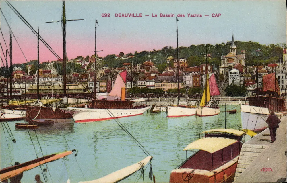 Deauville — Der Yacht-Hafen — CAP — Ausgabe ADIA, n° 692 - Vorderseite