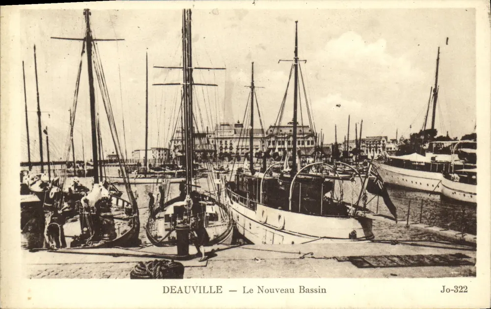 Deauville — Ansicht des neuen Beckens — Jo-322 - Vorderseite
