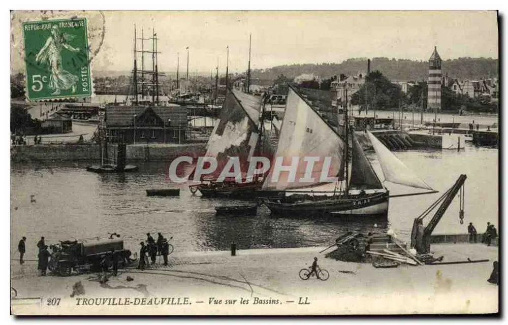 Trouville-Deauville — Ansicht der Bassins — LL, n°207 - Vorderseite