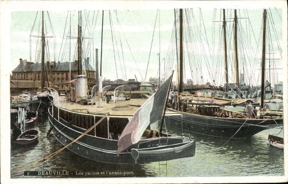 Deauville — Die Yachten und der Hafen - Vorderseite