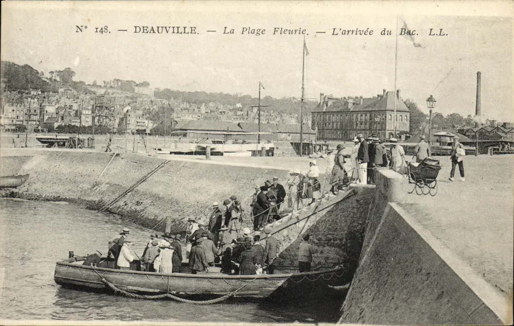 Deauville — A Praia das Flores — A Chegada do Balcão. L.L. — N° 148 - Frente