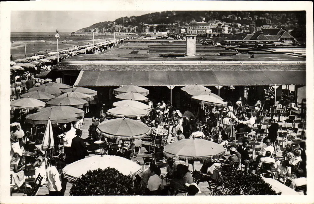 Deauville — Das Bar du Soleil und die Strände — Ausgabe « La Cigogne » - Vorderseite