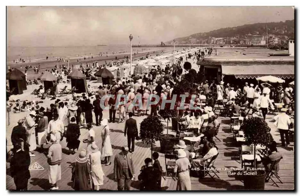 Deauville - Place Fleurie - Bar du Soleil — A.P. Strasbourg, n° 945 - Vorderseite